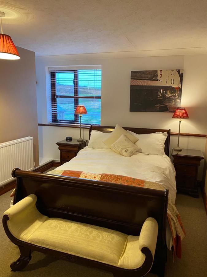 Bed and Breakfast Blackthorn Farm Holyhead Exteriér fotografie