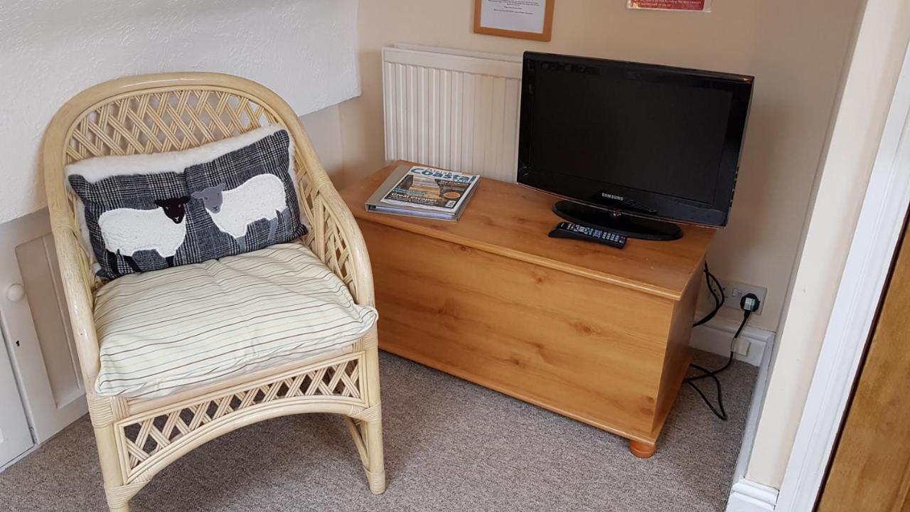 Bed and Breakfast Blackthorn Farm Holyhead Exteriér fotografie